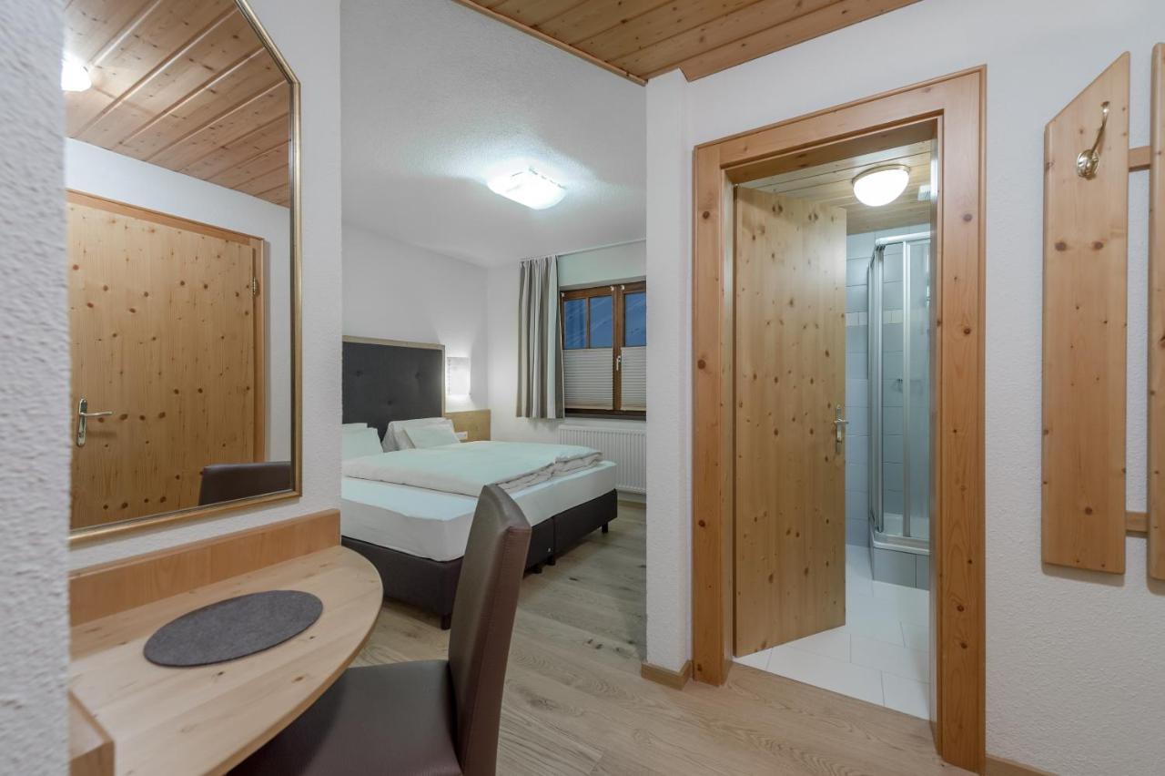 Hotel Garni Pirchhuett Obergurgl Exterior photo